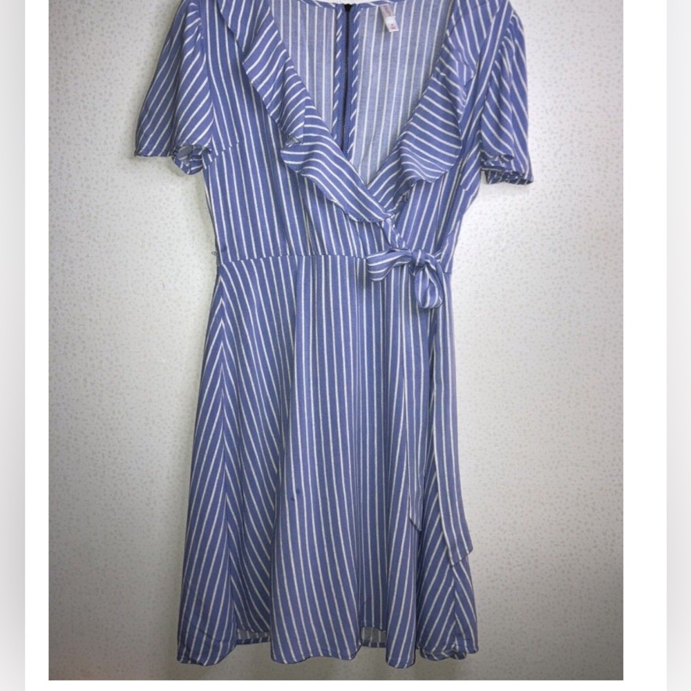 Xhilaration White & Blue Stripe Dress  XL